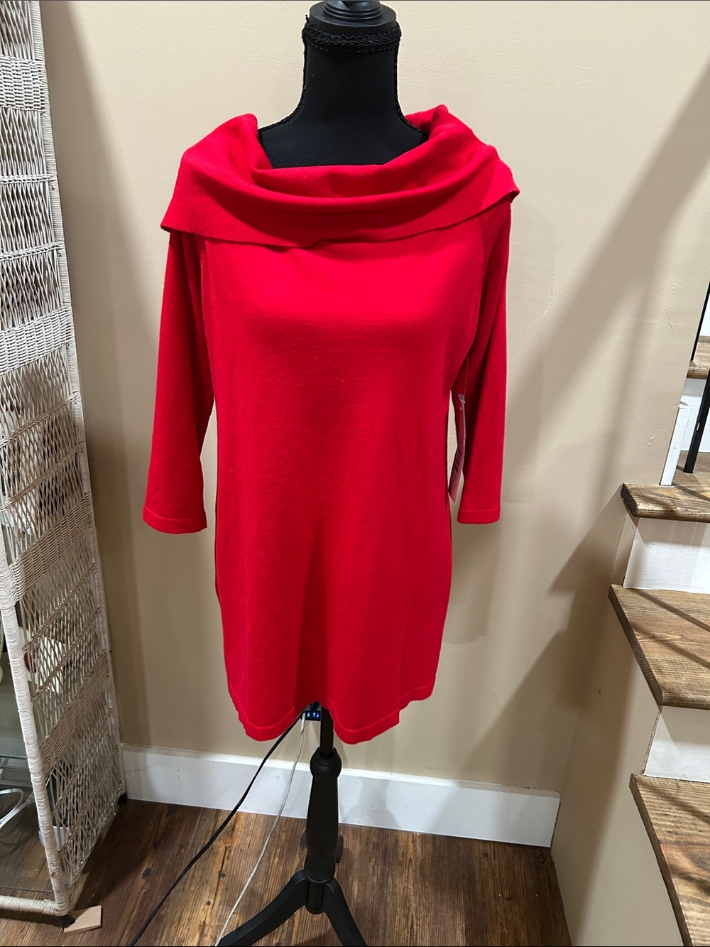 NWTS! Sweaterworks ladies M Red Cowl Neck Tunic Sweater